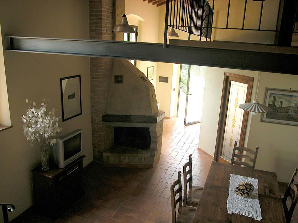 Podere Le Grotte San Gimignano Kamer foto