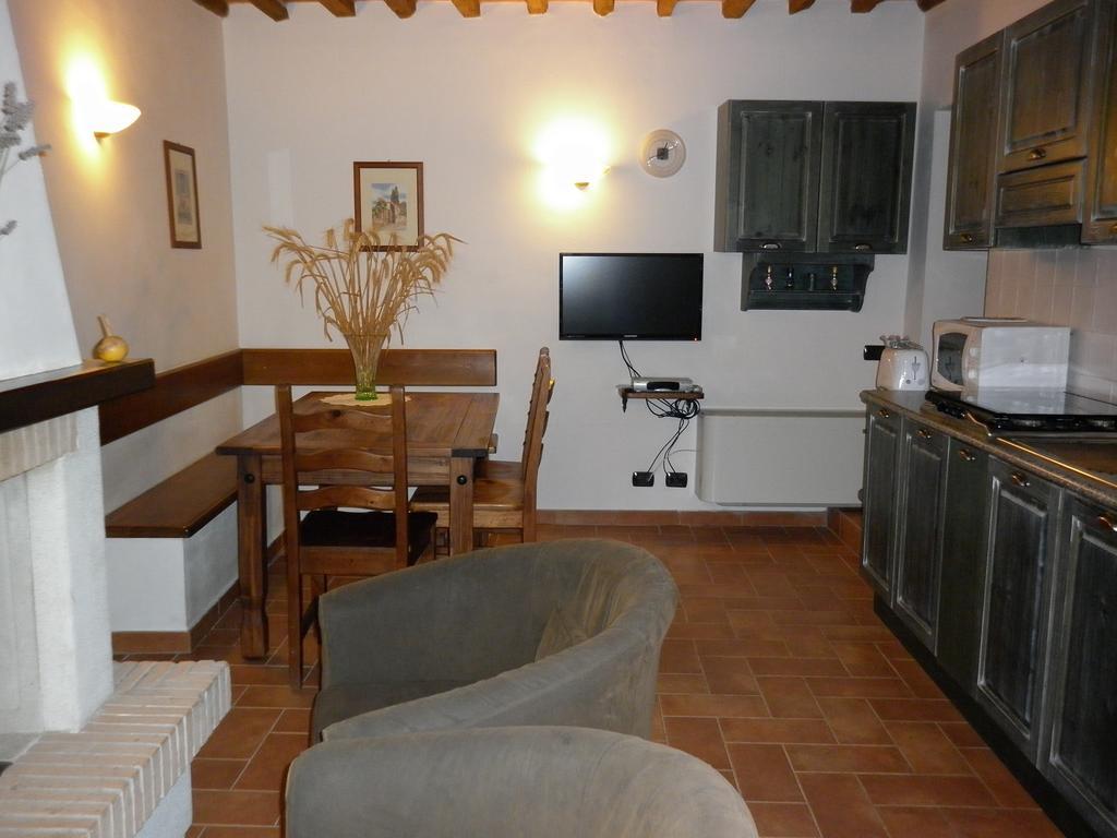 Podere Le Grotte San Gimignano Kamer foto