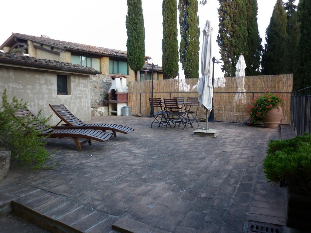 Podere Le Grotte San Gimignano Buitenkant foto