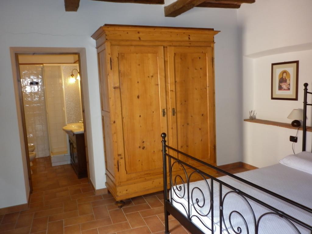 Podere Le Grotte San Gimignano Kamer foto
